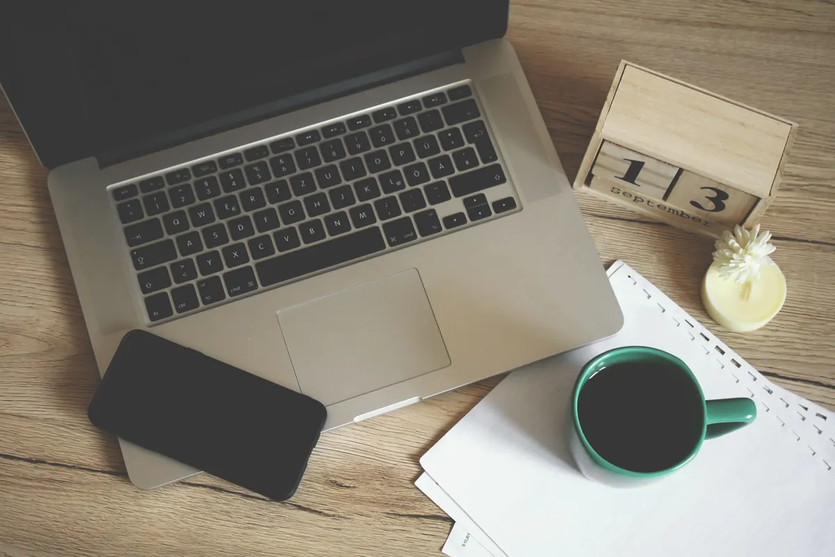 How to Build a Remote Work Routine That Survives Constant Time-Zone Changes